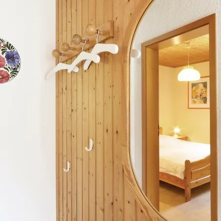 Amazing In With 2 Bedrooms *